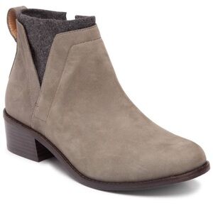 Vionic Women's Hope Joslyn Charcoal Grey Ankle Boot - Size 8